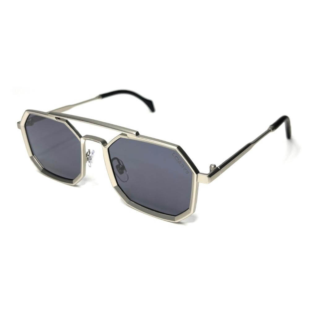 Black and silver Tulum sunglasses